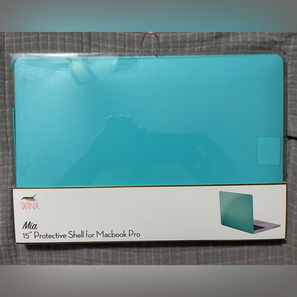 MacBook Pro 15” Protective Shell Teal